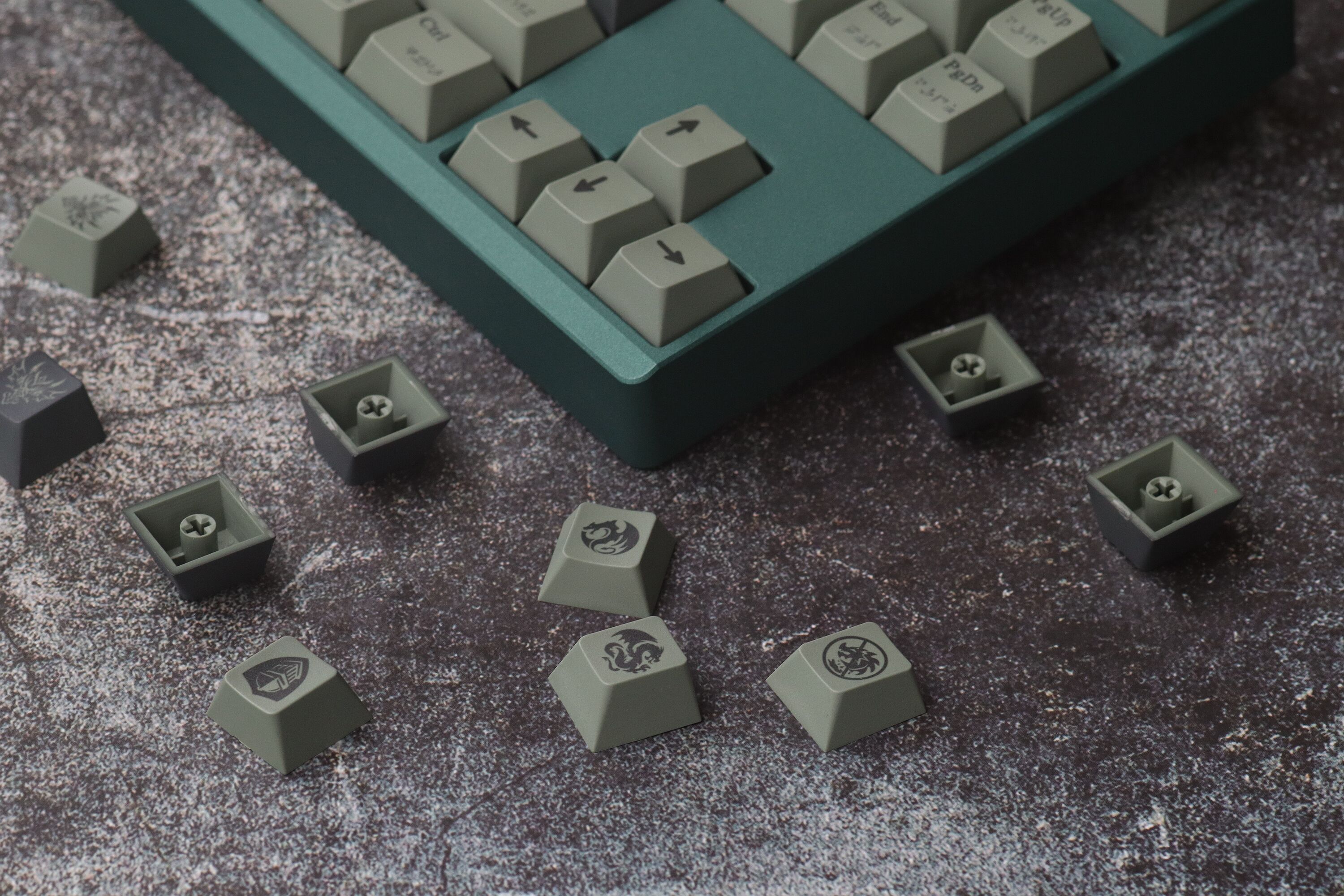 【Group buy】Zero-G Studio X Domikey PBT Keycap Set "Game Master"